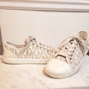Michael Kors Logo Sneakers- Vanilla size 7.5